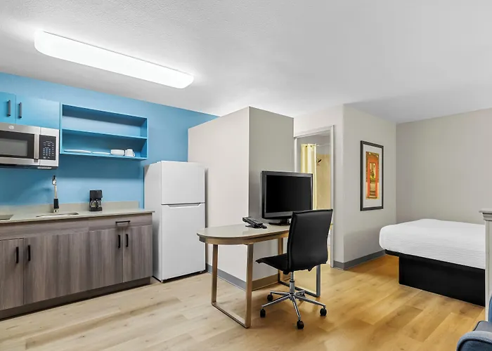 Sonesta Simply Suites Stafford